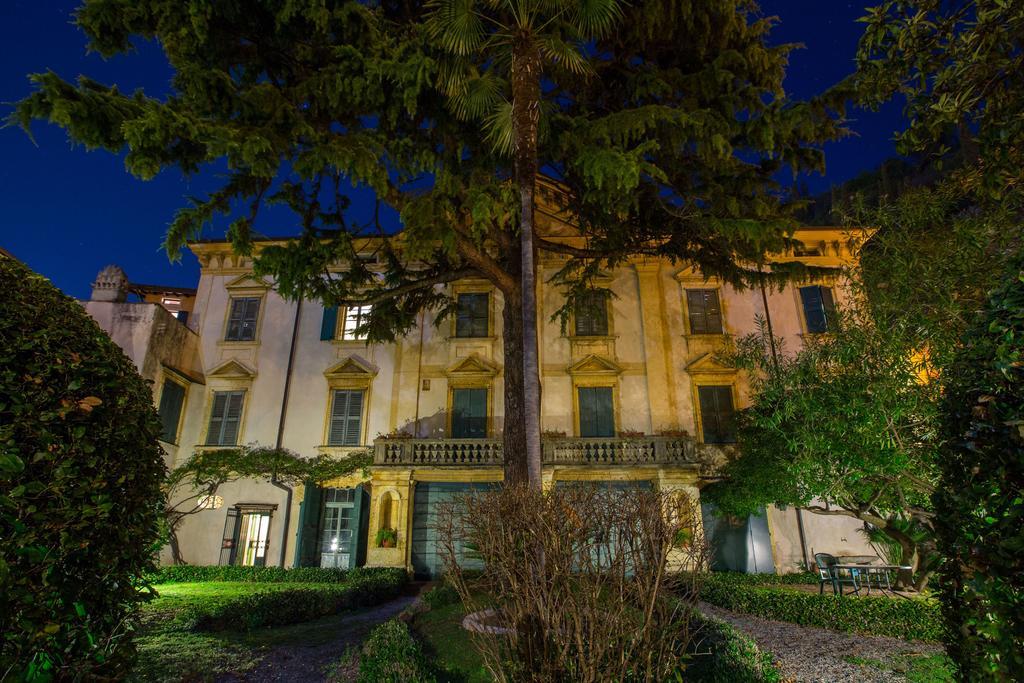 Il Batti Apartment Water Front And Private Beach Toscolano Maderno Eksteriør bilde