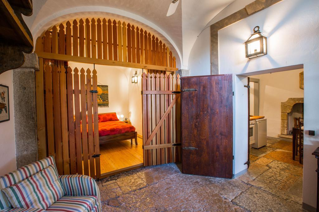 Il Batti Apartment Water Front And Private Beach Toscolano Maderno Eksteriør bilde